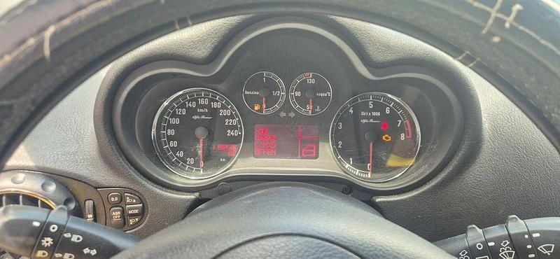 Gebraucht 2007 Alfa Romeo 147 Distinctive Kleinwagen | 1.999 € (Fairer Preis) - Bild 1/4
