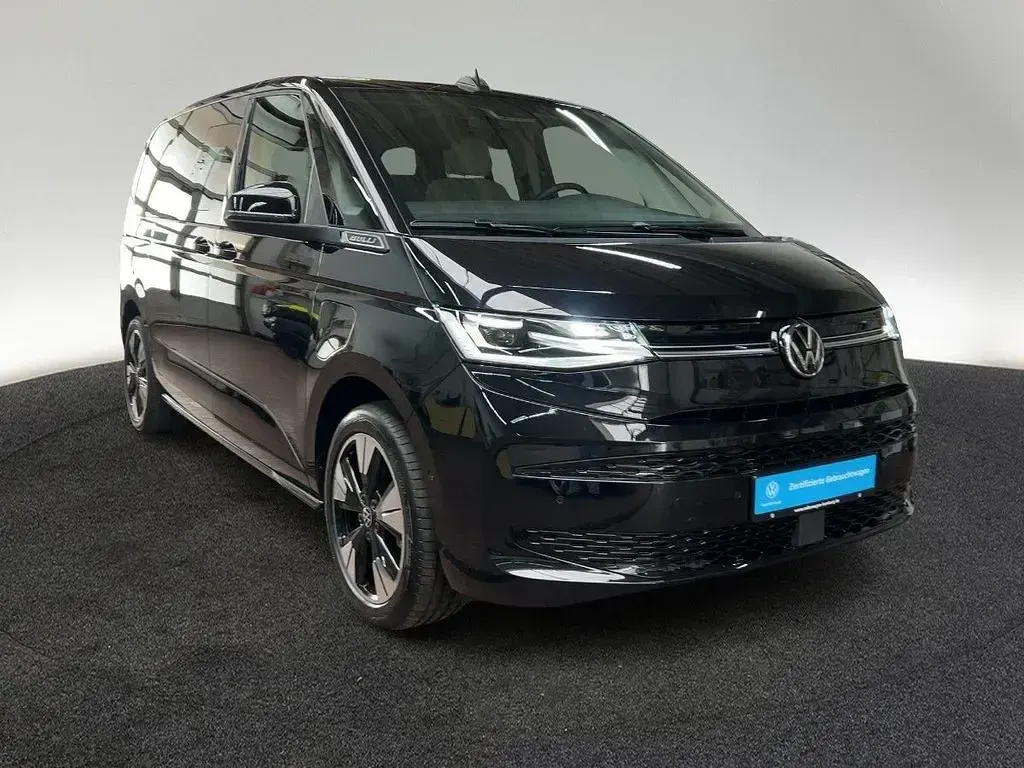 Gebraucht VW Multivan Life 177 PS (130 kW) 2025 2t deep black perleffekt Van / Kleinbus