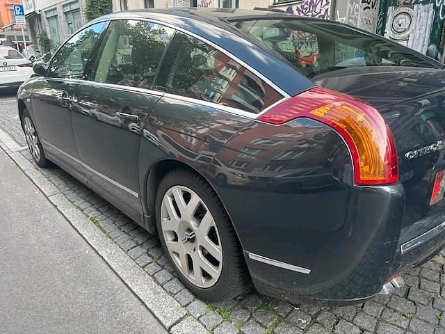 Grau Gebraucht 2009 Citroën C6 Limousine | 12.500 € - Bild 1/4