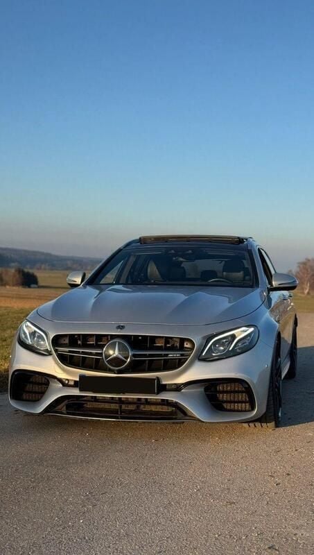 Silber Gebraucht 2018 Mercedes E63S AMG AMG Kombi | 53.500 € (Guter Preis) - Bild 1/4