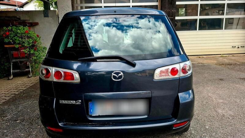 Schwarz Gebraucht 2007 Mazda 2 Kleinwagen | 400 € (Superpreis) - Bild 1/4