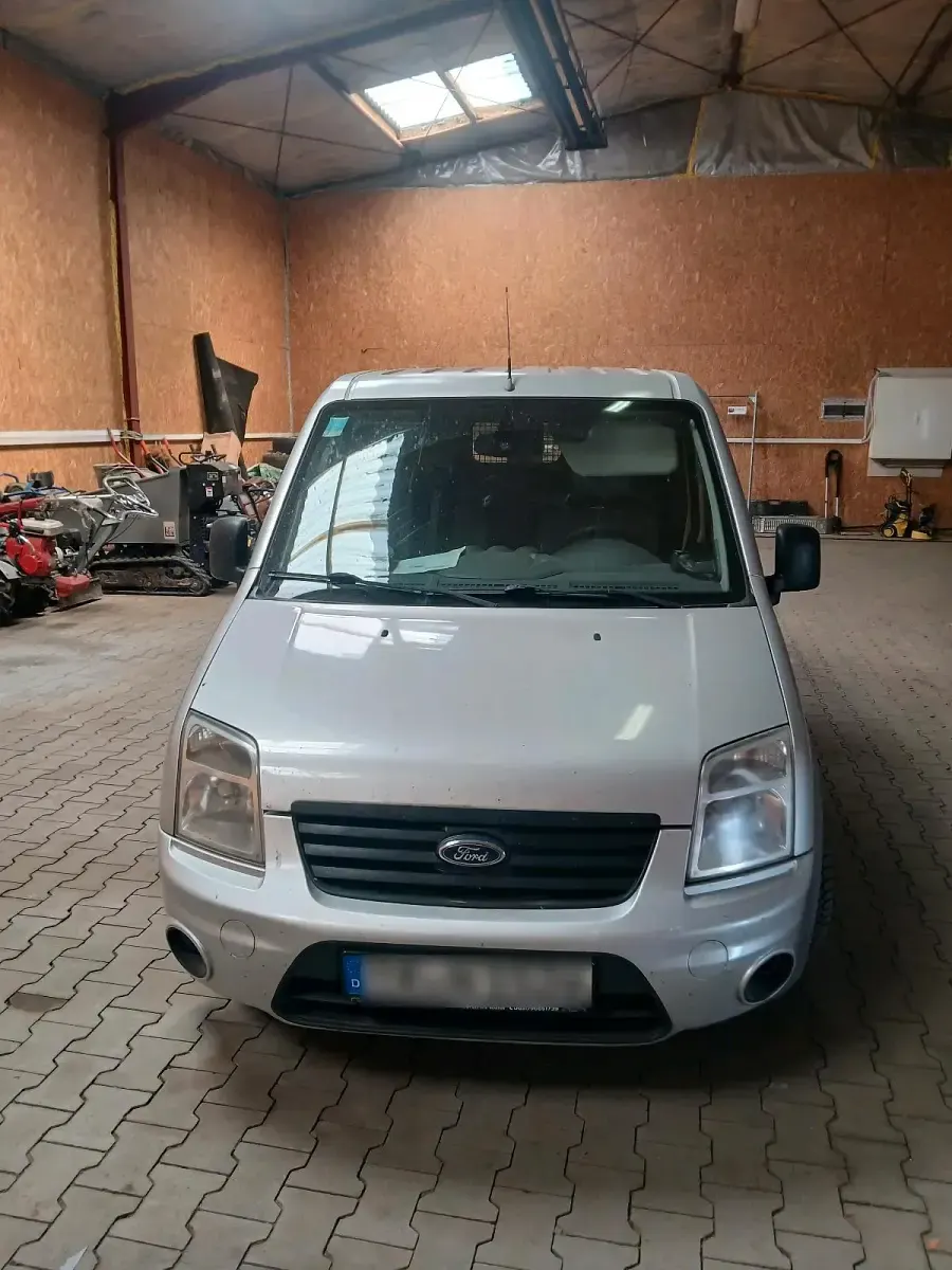 Gebraucht Ford Transit Connect 90 PS (66 kW) 2010 Silber Van / Kleinbus