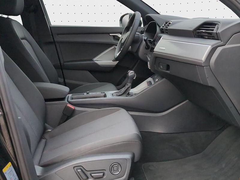 Gebraucht Audi Q3 S-Line 150 PS (110 kW) 2025 Mythosschwarz metallic SUV