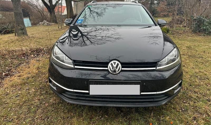 Gebraucht VW Golf VII Sound 150 PS (110 kW) 2018 Schwarz Kombi