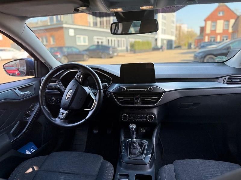 Gebraucht Ford Focus Active 120 PS (88 kW) 2021 Blau Limousine