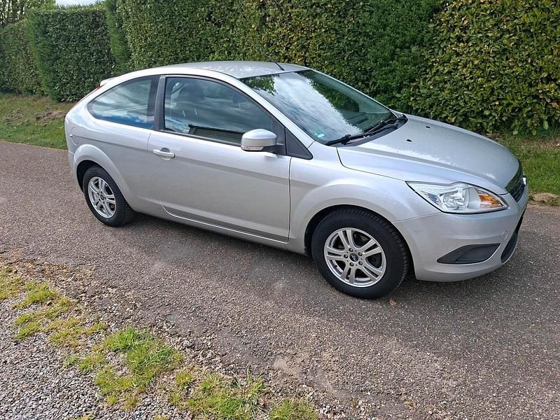 Second-hand Ford Focus 80 CP (58 kW) 2009 Argintiu Hatchback