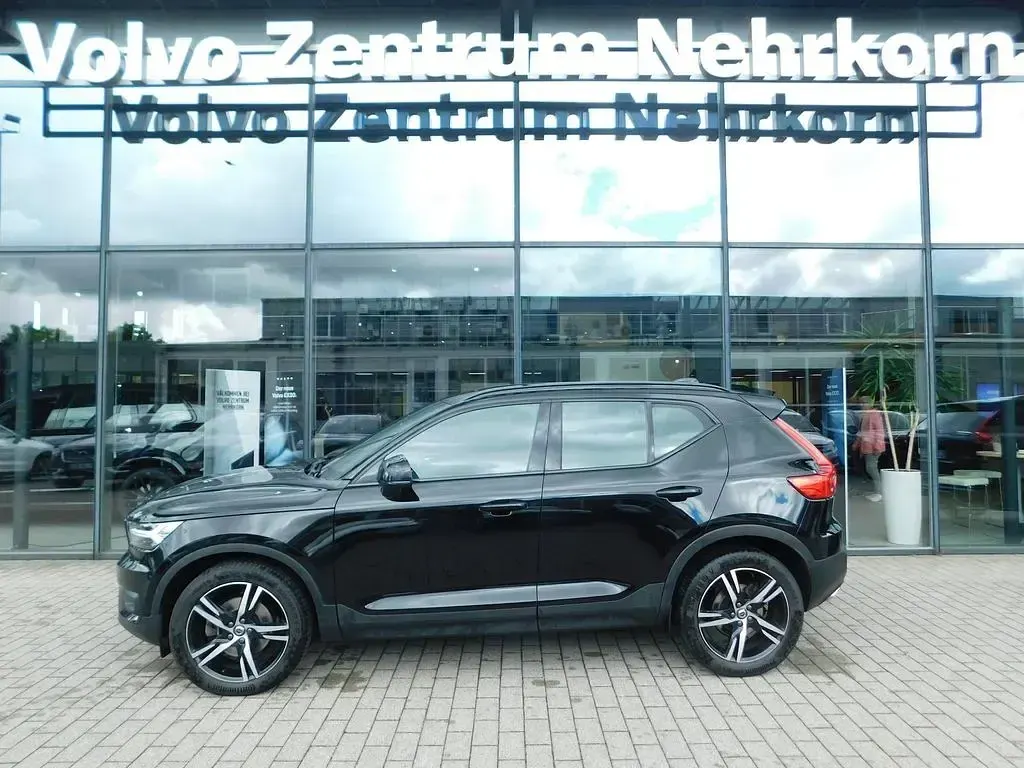Gebraucht Volvo XC40 R-Design 190 PS (139 kW) 2018 Schwarz SUV
