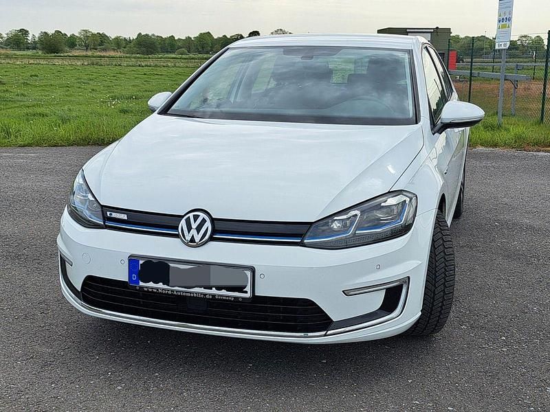 Gebraucht VW Golf 85 kW (116 PS) 2017 Weiß Limousine