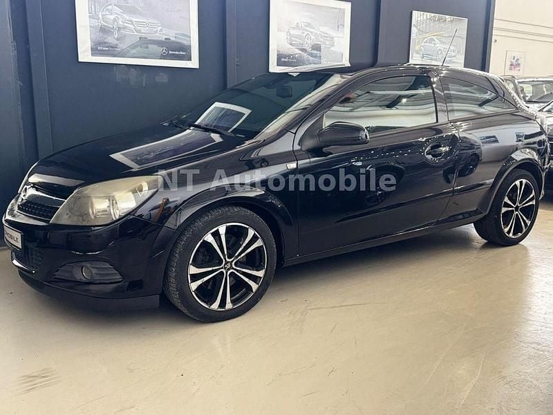 Gebraucht Opel Astra GTC Sport 125 PS (91 kW) 2008 Schwarz Coupé