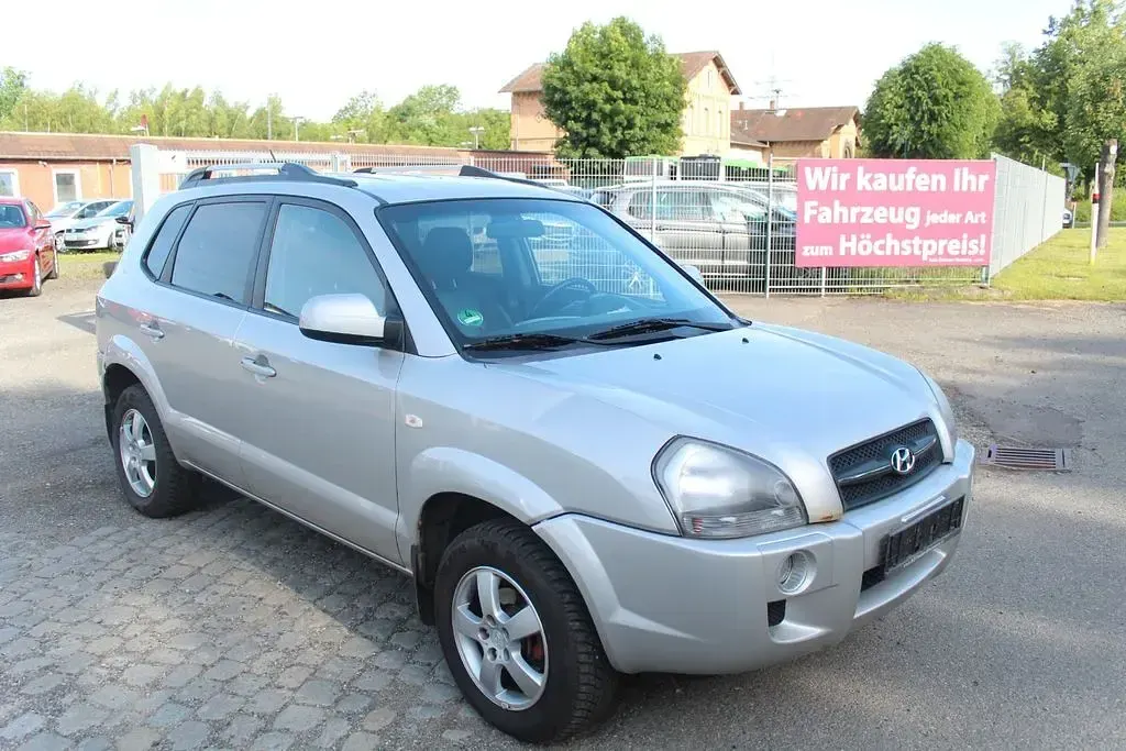 Gebraucht Hyundai Tucson GLS 141 PS (103 kW) 2006 Silber SUV