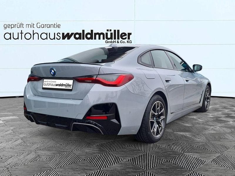 Gebraucht BMW i4 M Sport 400 kW (544 PS) 2022 Grau Limousine