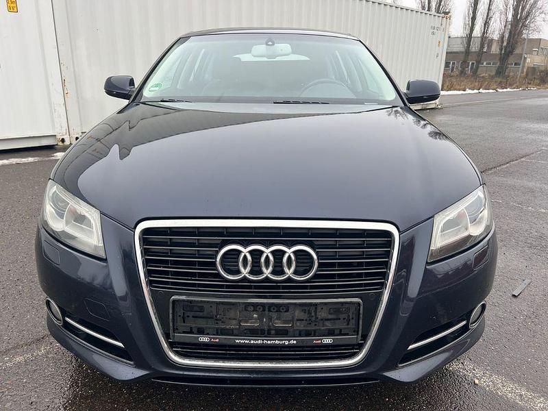 Gebraucht Audi A3 140 PS (102 kW) 2011 Blau Limousine