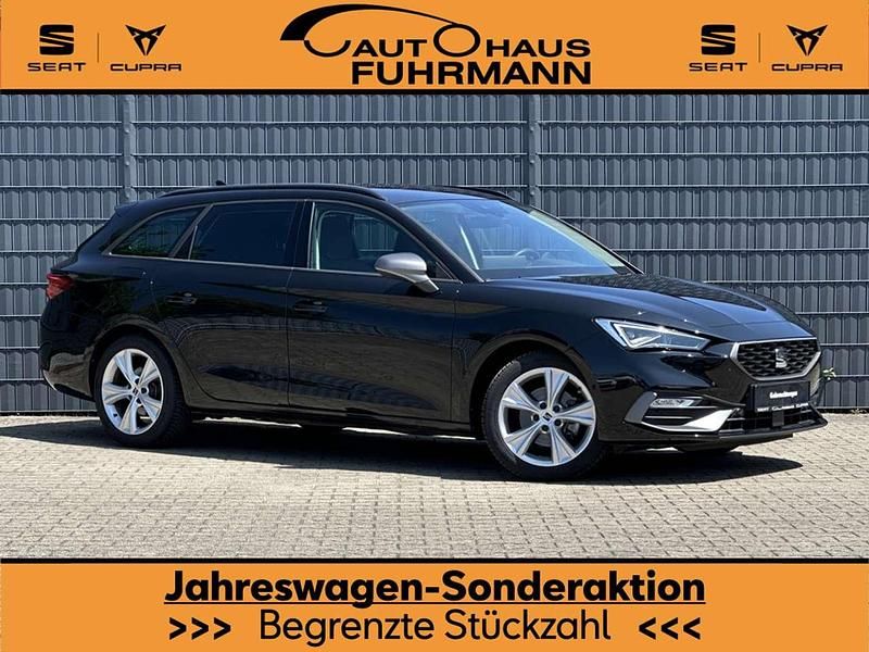 Magnetic grau Gebraucht 2025 Seat Leon FR Kombi | 28.975 € (Fairer Preis) - Bild 1/4