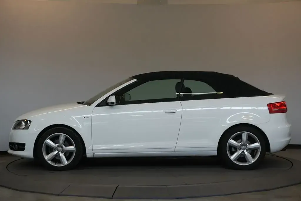 Gebraucht Audi A3 Cabriolet S-Line 160 PS (117 kW) 2011 Weiß Cabrio