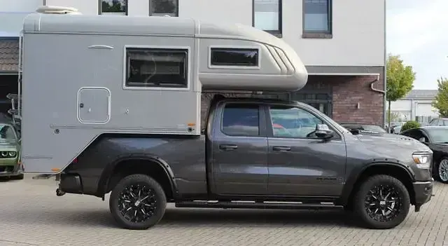 Second-hand Dodge Ram 313 CP (230 kW) 2020 Gri