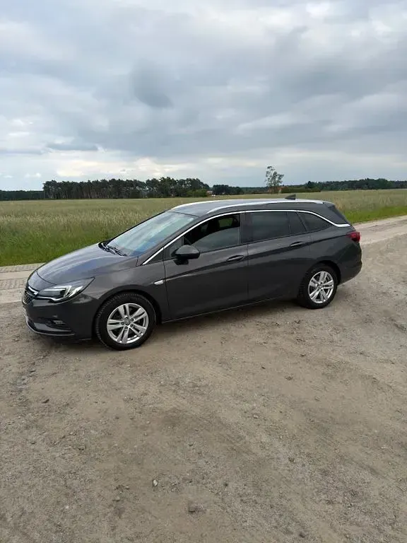Gebraucht Opel Astra Dynamic 136 PS (100 kW) 2016 Grau Kombi