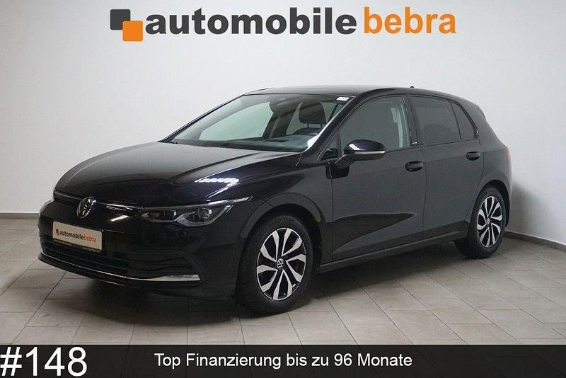 Schwarz Gebraucht 2022 VW Golf VIII Active Limousine | 23.490 € (Guter Preis) - Bild 1/4