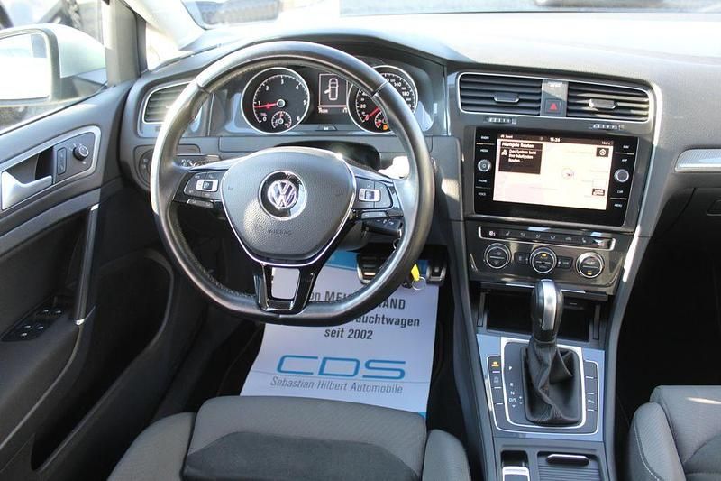 Gebraucht VW Golf Alltrack 184 PS (135 kW) 2020 Tungsten silver metallic Kombi