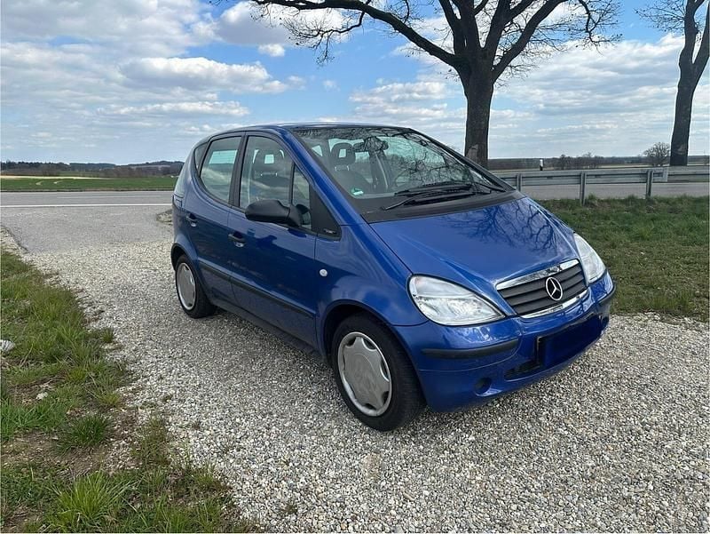 Gebraucht Mercedes A160 75 PS (55 kW) 2001 Blau Limousine