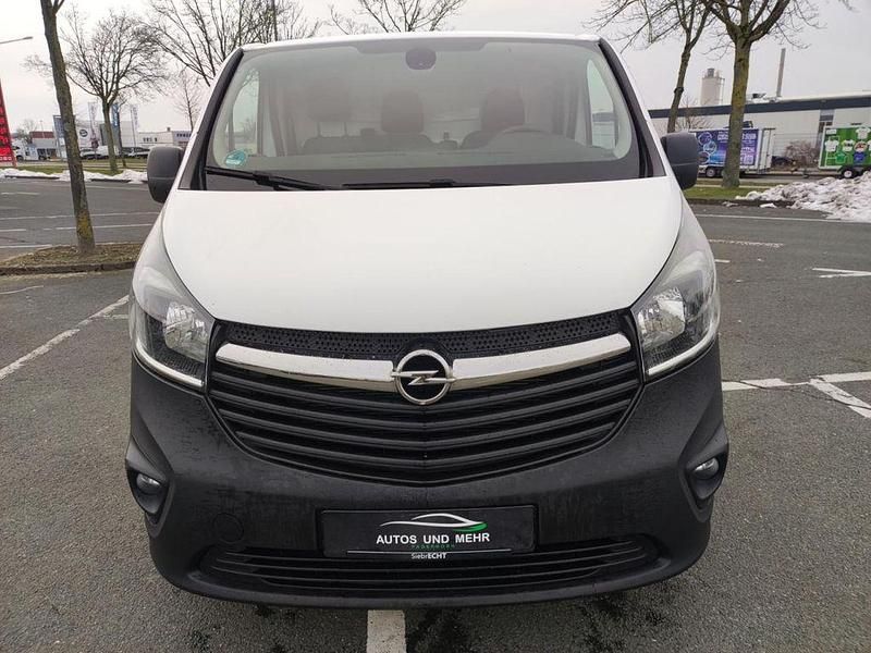 Gebraucht Opel Vivaro 120 PS (88 kW) 2019 Weiß Van / Kleinbus