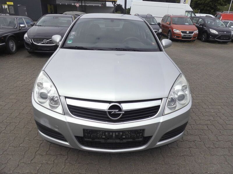 Silber Gebraucht 2006 Opel Vectra Limousine | 1.290 € (Fairer Preis) - Bild 1/4