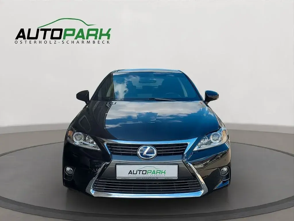 Gebraucht Lexus CT200h 99 PS (72 kW) 2017 Schwarz Limousine