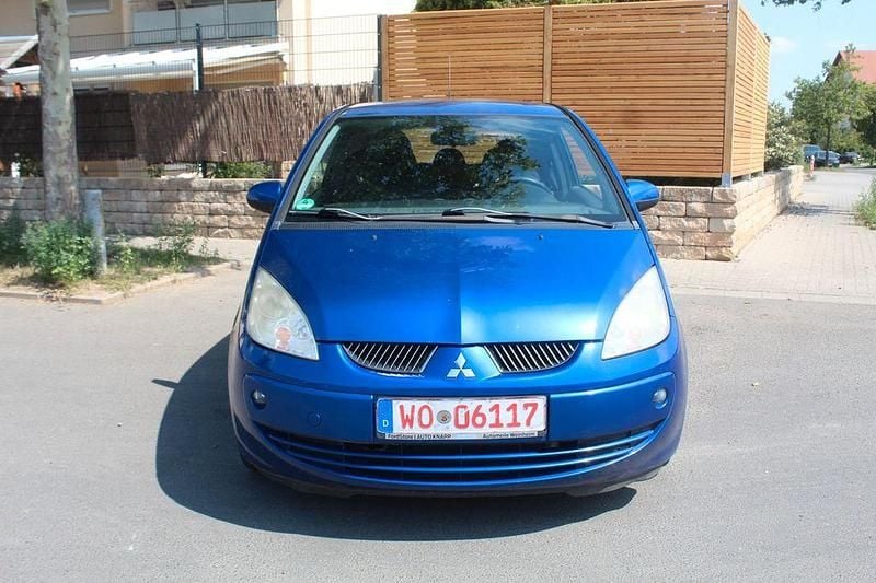 Gebraucht Mitsubishi Colt Inform 75 PS (55 kW) 2006 Blau Limousine