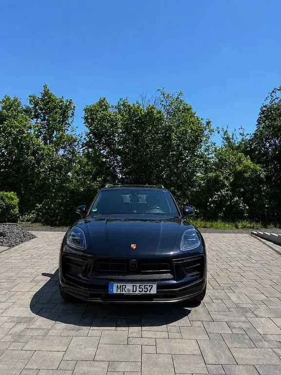 Gebraucht Porsche Macan 265 PS (194 kW) 2023 Schwarz SUV