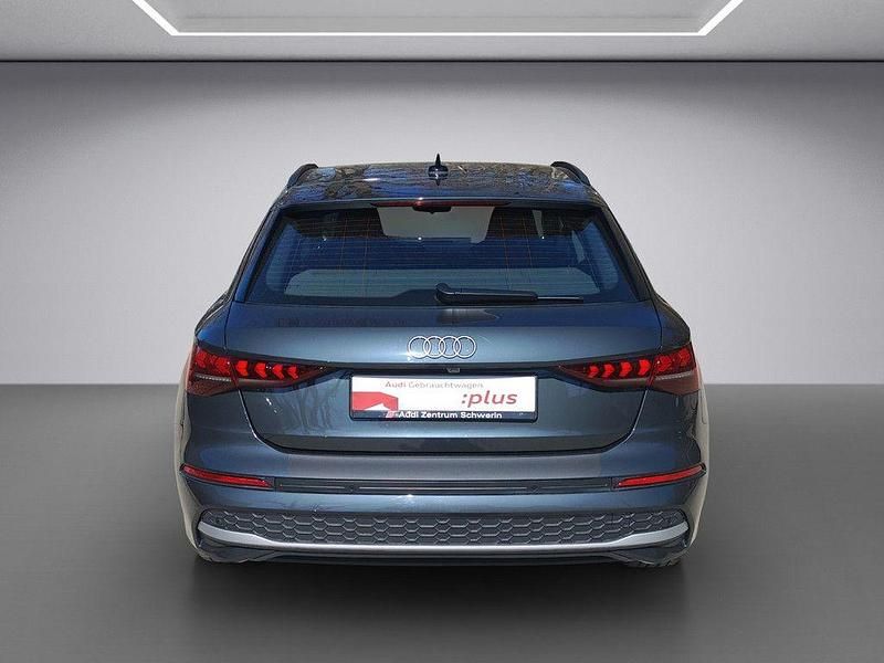 Second-hand Audi A3 Advanced 150 CP (110 kW) 2025 Gri Berlinǎ