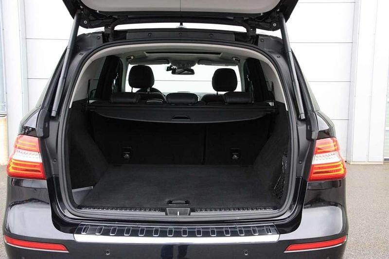 Gebraucht Mercedes ML350 AMG 258 PS (189 kW) 2015 Schwarz SUV
