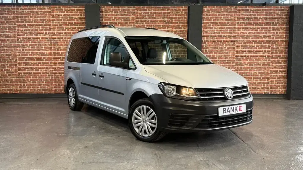 Gebraucht VW Caddy Maxi Comfortline 102 PS (75 kW) 2015 Silber Van / Kleinbus