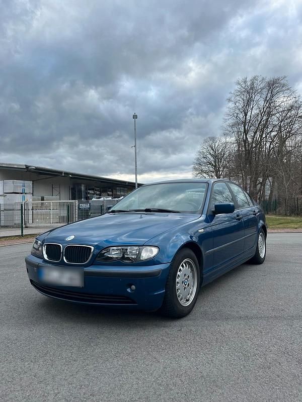 Gebraucht BMW 316 115 PS (84 kW) 2002 Blau Limousine