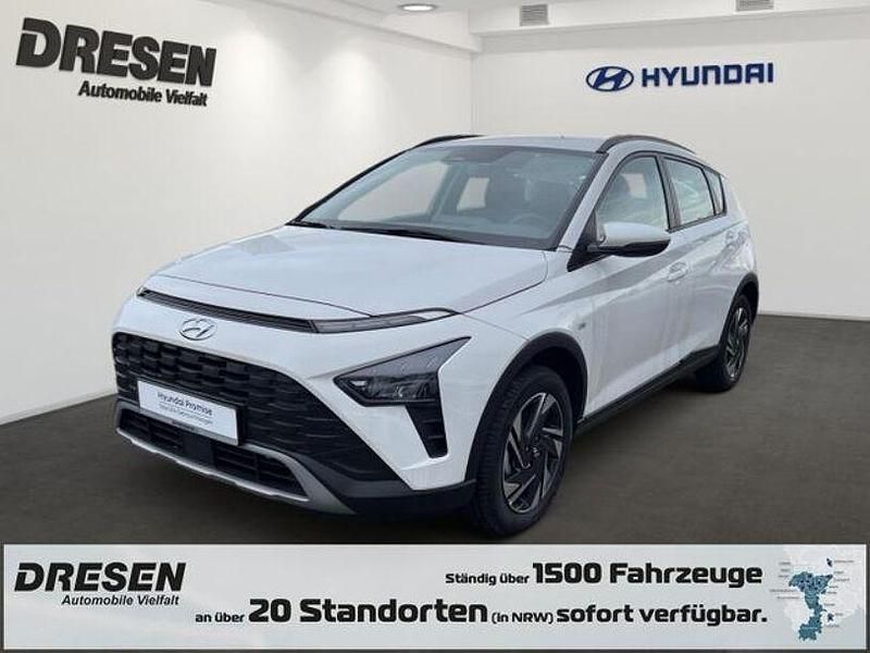 Atlas white / sol Neu 2024 Hyundai Bayon Trend SUV | 21.190 € (Guter Preis) - Bild 1/4