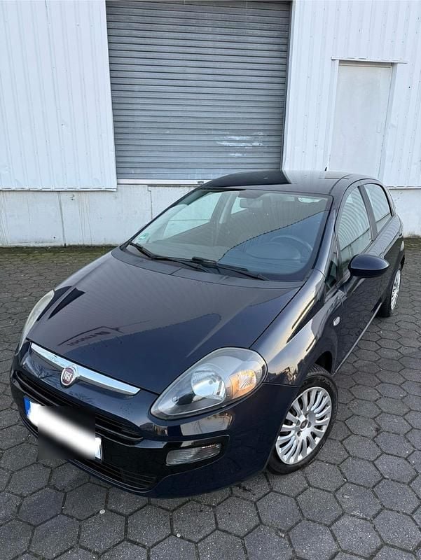 Blau Gebraucht 2011 Fiat Punto Kleinwagen | 3.750 € (Fairer Preis) - Bild 1/4