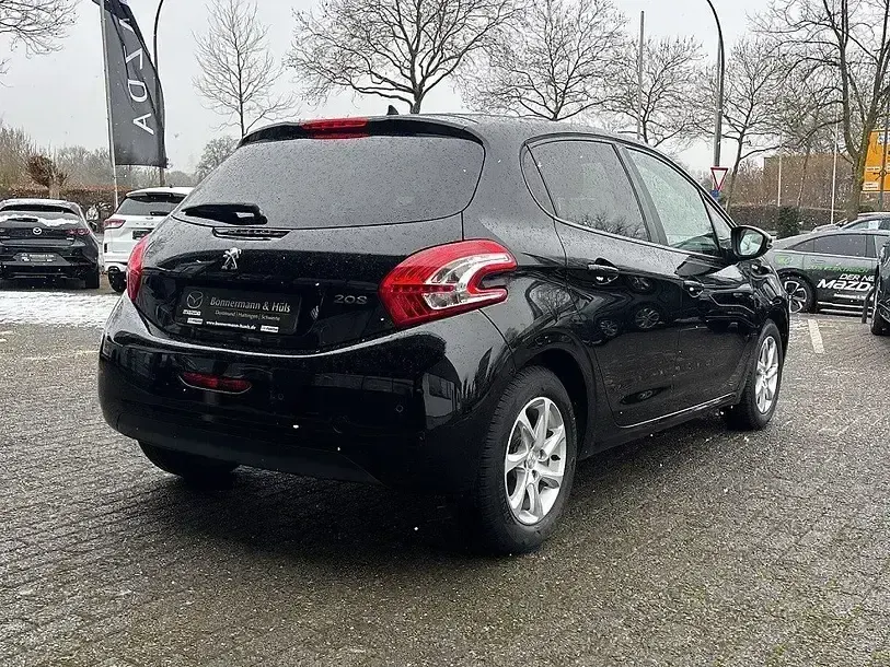 Gebraucht Peugeot 208 Style 82 PS (60 kW) 2013 Lackierung schwarz perla nera/ Kleinwagen