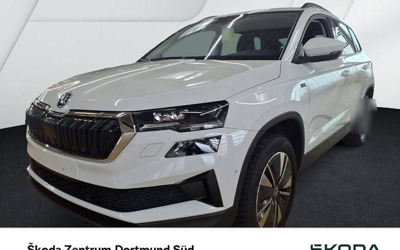 Weiß Gebraucht 2025 Skoda Karoq Tour SUV | 33.888 € (Fairer Preis) - Bild 1/4