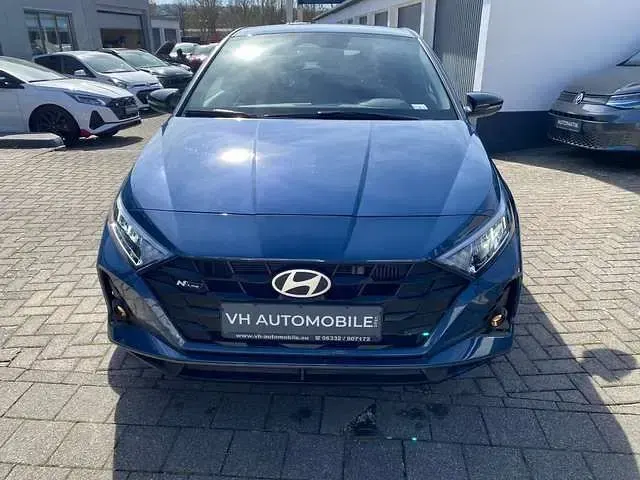Gebraucht Hyundai i20 N Line 101 PS (74 kW) 2025 Schwarz Limousine