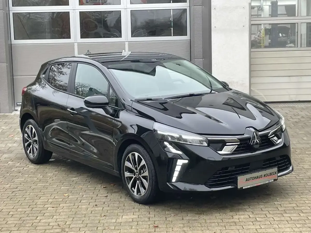 Gebraucht Mitsubishi Colt Plus 91 PS (66 kW) 2025 Royalblau Limousine