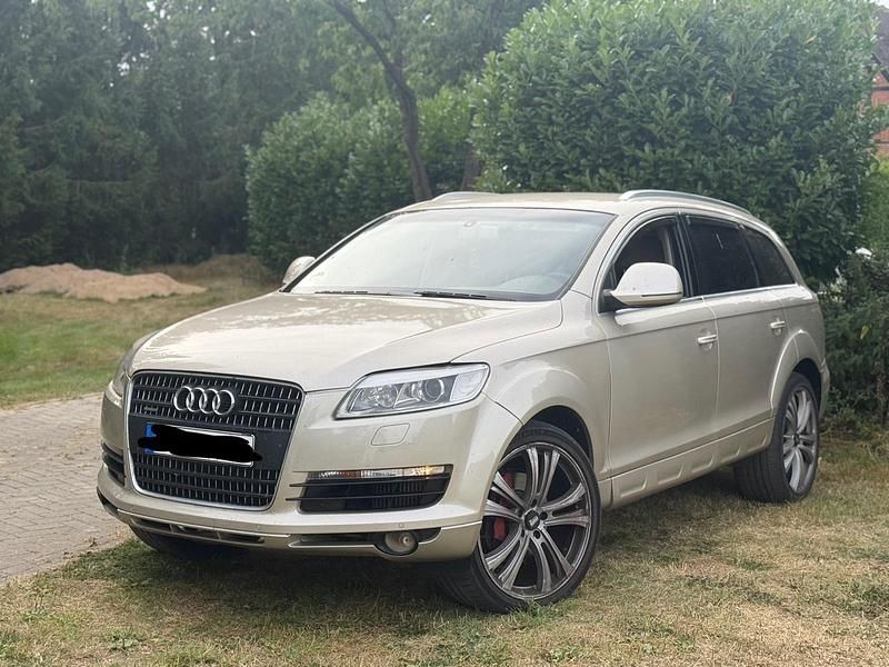 Gold Gebraucht 2009 Audi Q7 S-Line SUV | 8.850 € (Superpreis) - Bild 1/4
