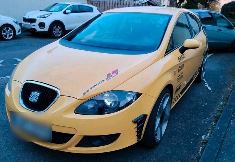 Gebraucht Seat Leon 125 PS (91 kW) 2009 Gelb Kleinwagen