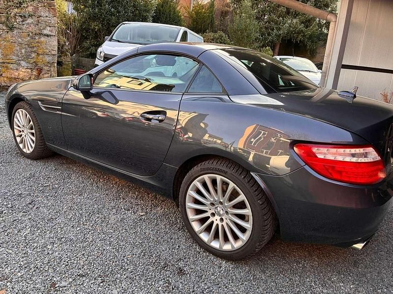 Gebraucht Mercedes SLK200 184 PS (135 kW) 2012 Schwarz Cabrio