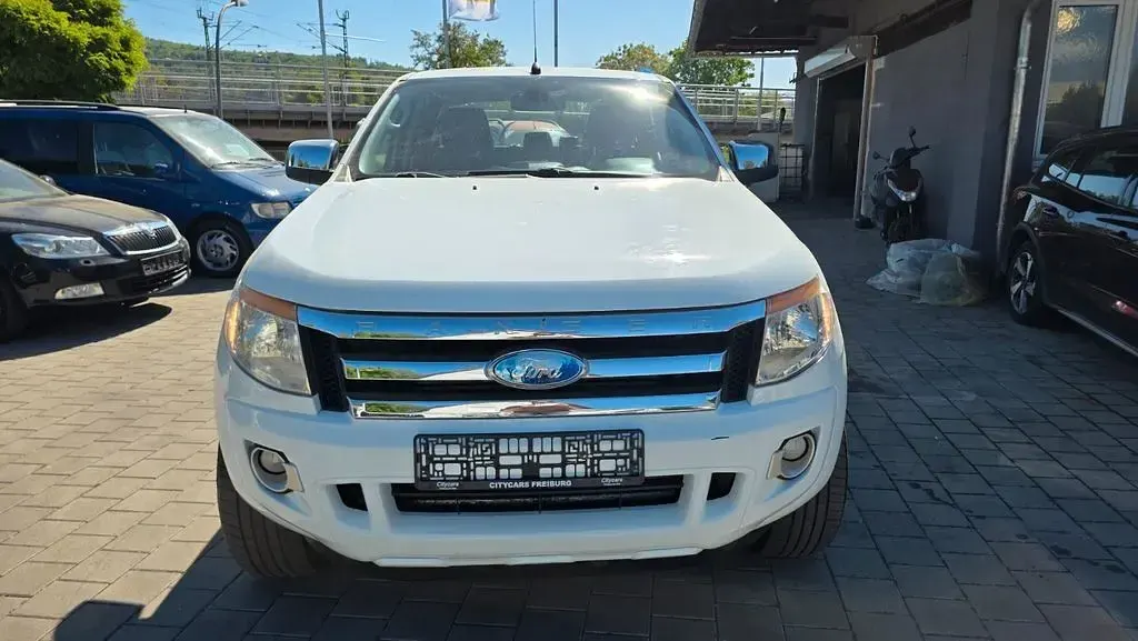 Gebraucht Ford Ranger XLT 150 PS (110 kW) 2012 Weiß Pickup