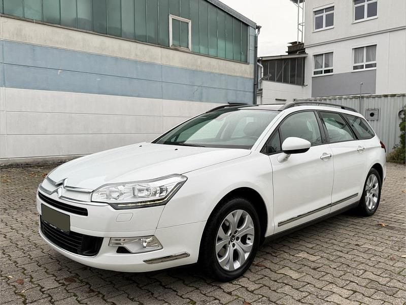 Weiß Gebraucht 2014 Citroën C5 Kombi | 2.700 € (Superpreis) - Bild 1/4