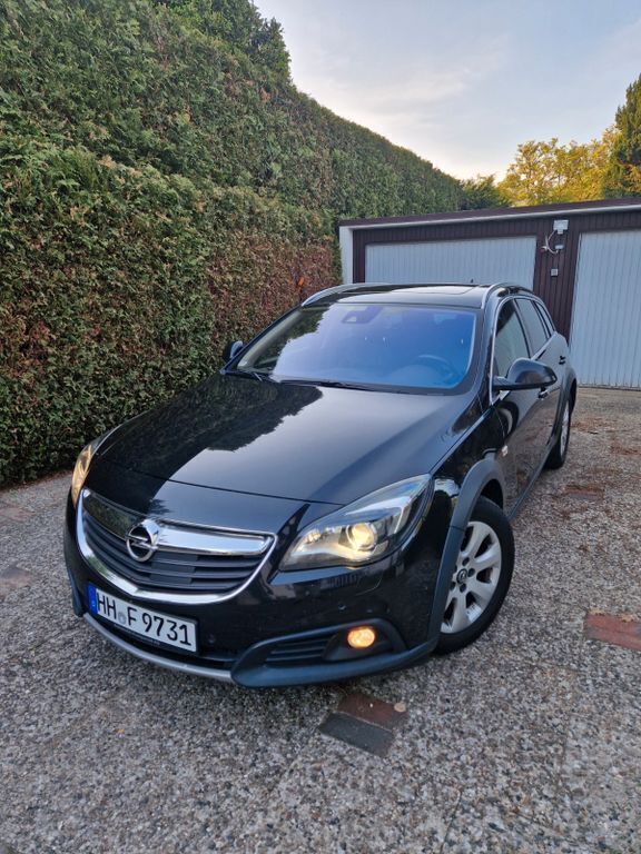 Schwarz Gebraucht 2015 Opel Insignia Country Tourer Kombi | 9.400 € (Fairer Preis) - Bild 1/4