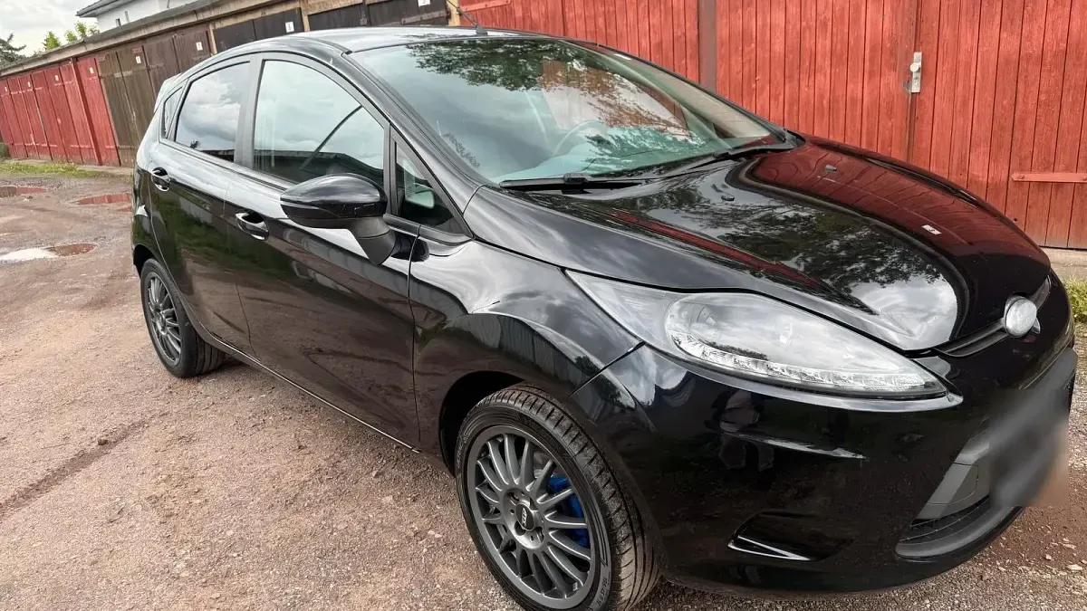 Usata Ford Fiesta 60 CV (44 kW) 2009 Nero Berlina