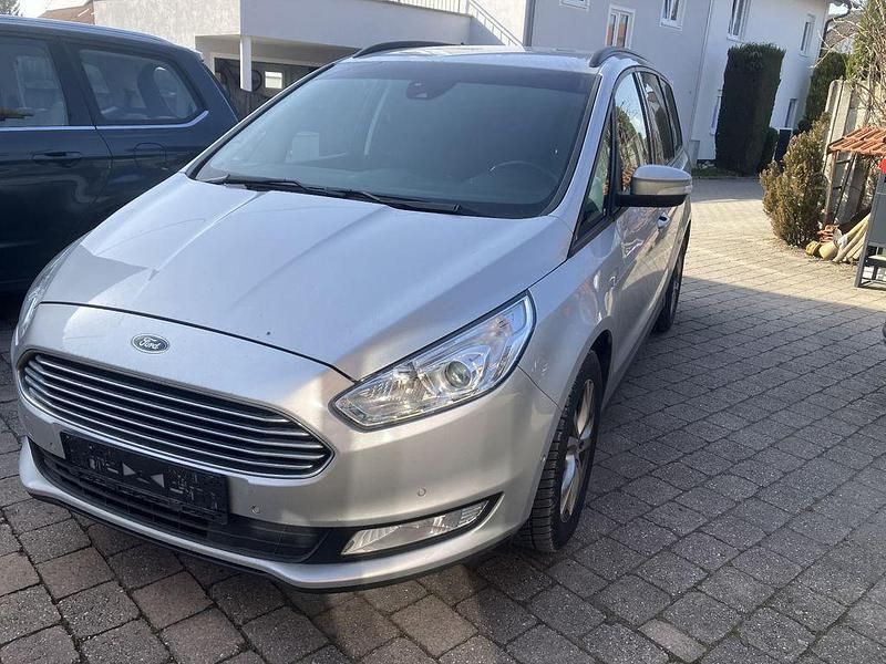 Gebraucht Ford Galaxy Trend 150 PS (110 kW) 2019 Silber Van / Kleinbus