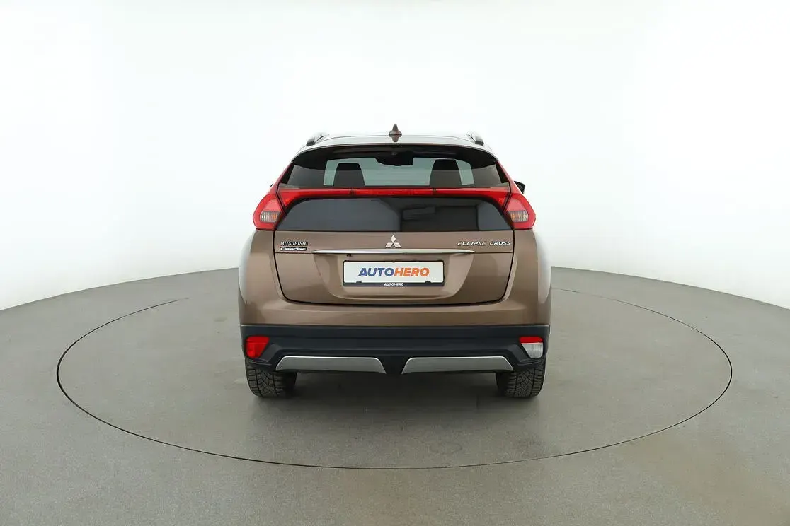 Gebraucht Mitsubishi Eclipse Cross Diamant Edition 163 PS (119 kW) 2019 Braun SUV