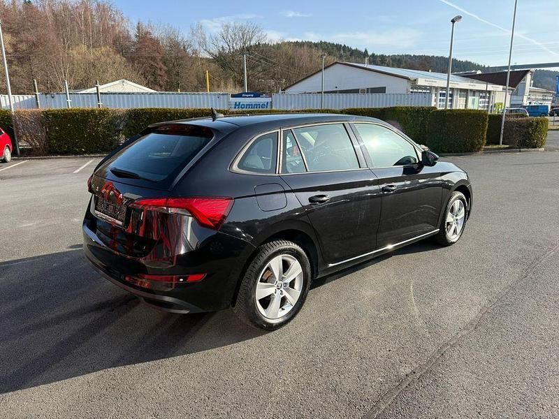 Gebraucht Skoda Scala Active 95 PS (69 kW) 2019 Schwarz Kleinwagen