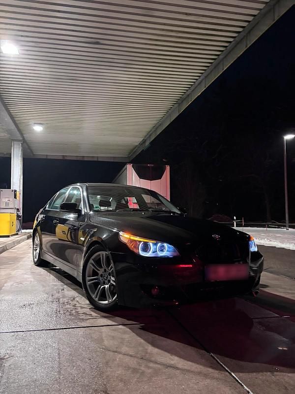 Gebraucht BMW 525 218 PS (160 kW) 2005 Schwarz Limousine