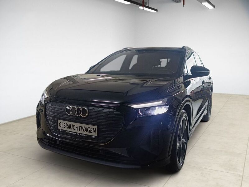 0e mythosschwarz metallic Gebraucht 2021 Audi Q4 e-tron Basis SUV | 28.960 € - Bild 1/4